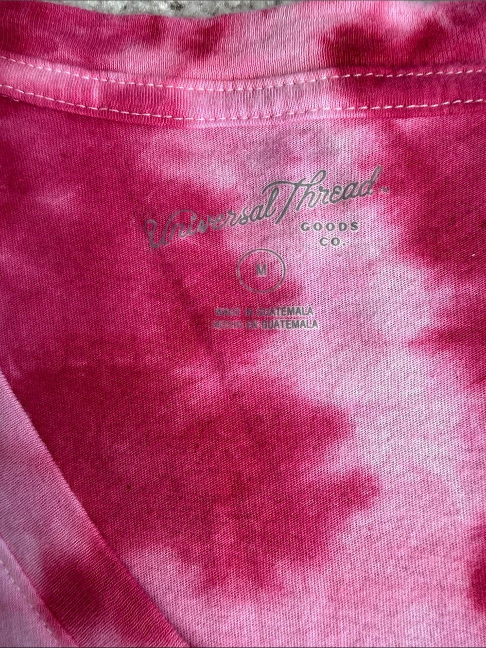 Universal Thread Pink Tie-Dye V-Neck Tee Size M - Picture 2 of 5